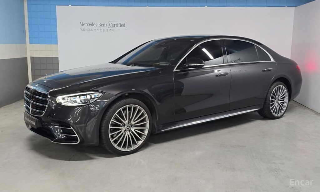 Mercedes-Benz S-Class 2024