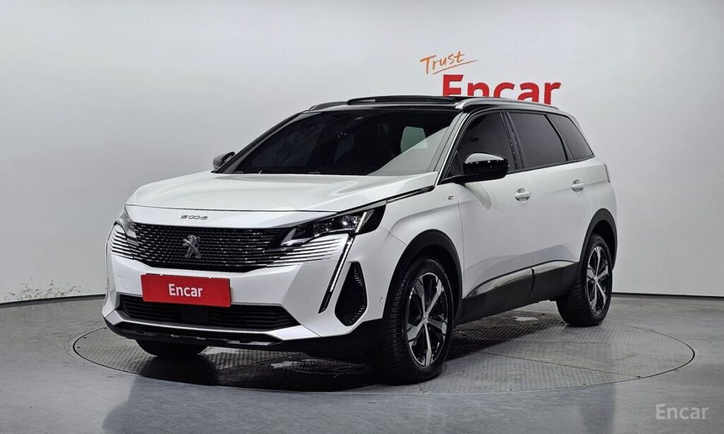 Peugeot 5008 2021