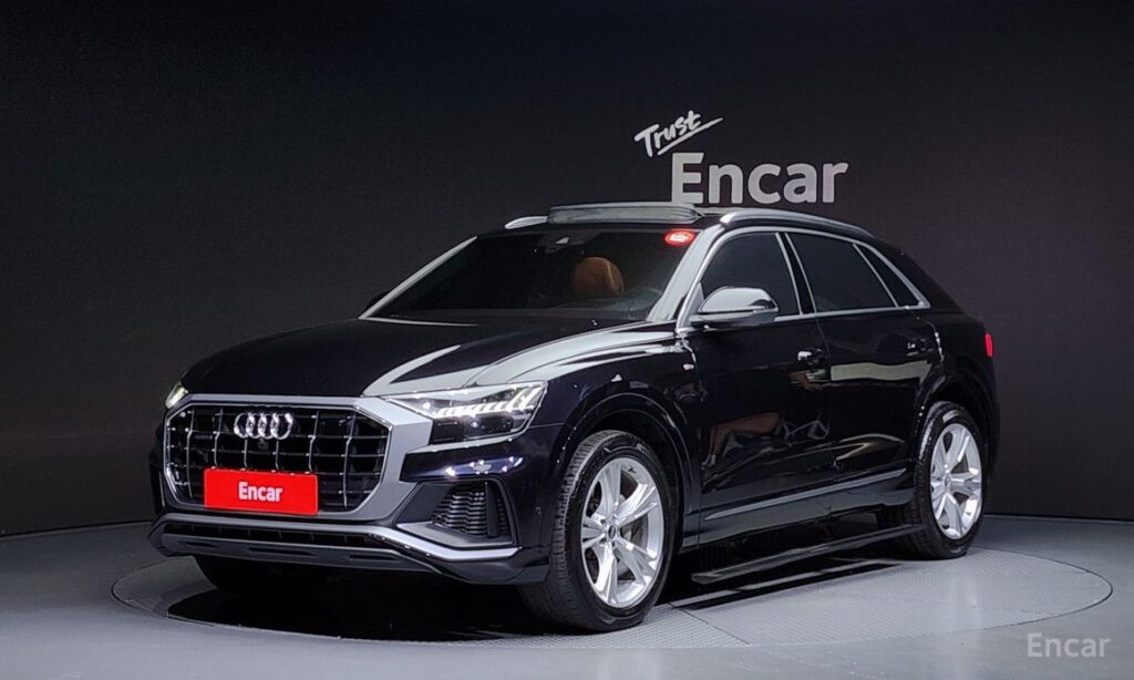 Audi Q8 2021