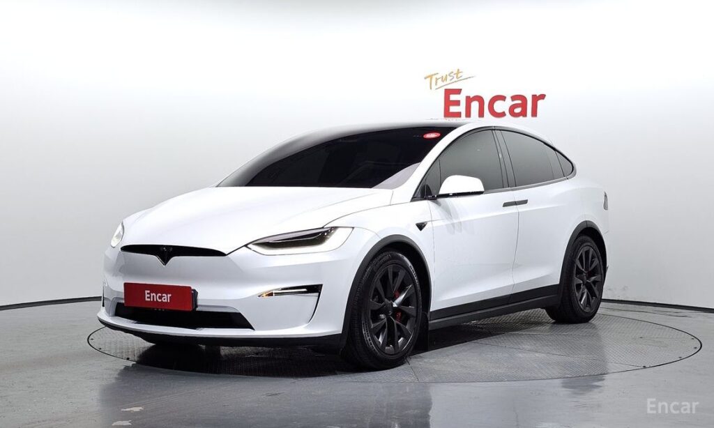 Tesla Model X 2023