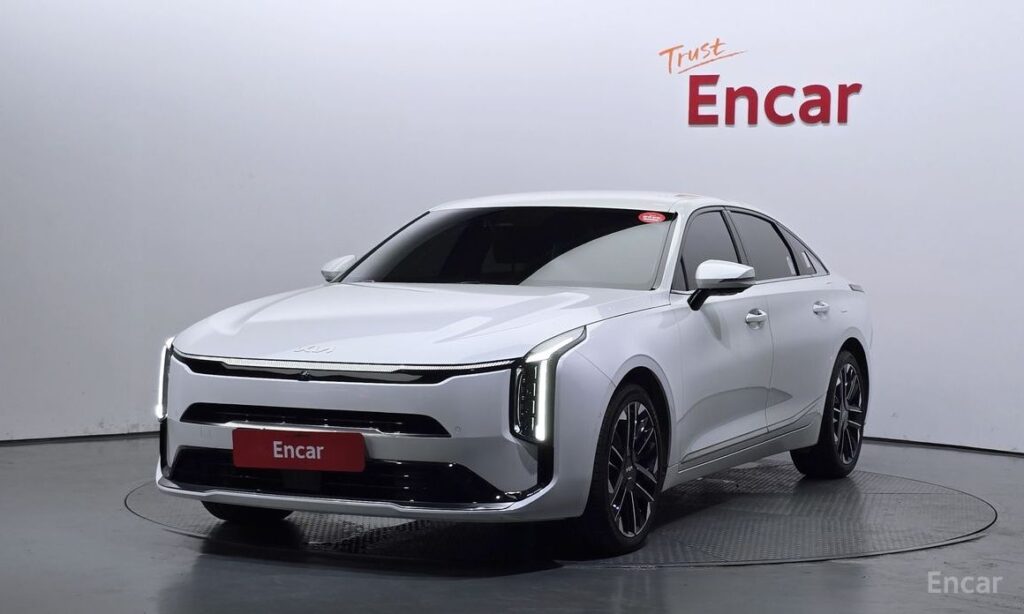 Kia K8 2025