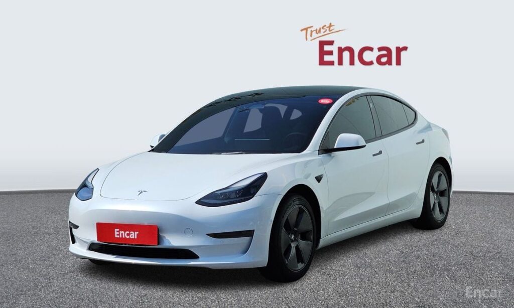 Tesla Model 3 2022