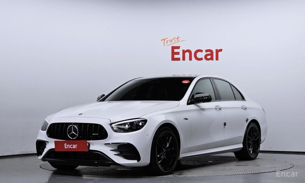 Mercedes-Benz E-Class 2023