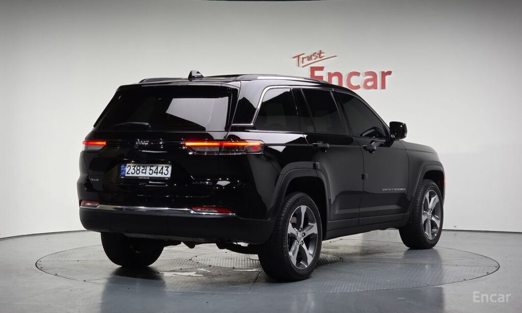 Jeep Cherokee 2023
