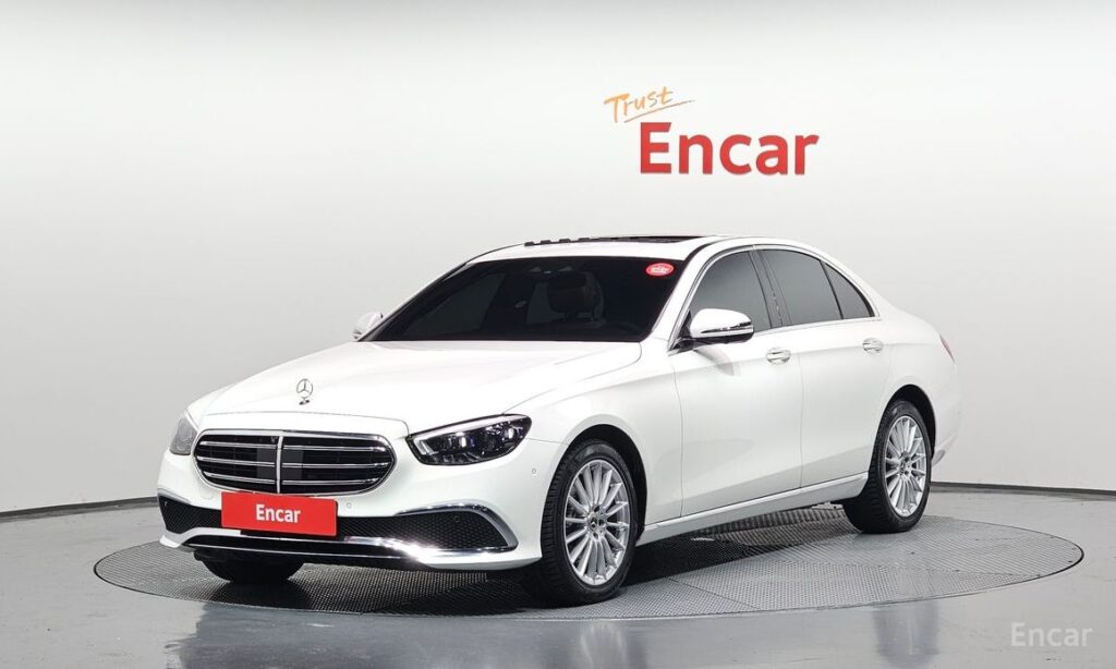 Mercedes-Benz E-Class 2023