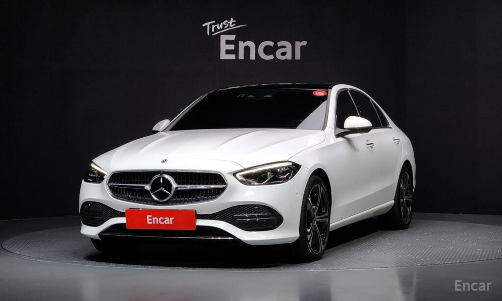 Mercedes-Benz C-Class 2023