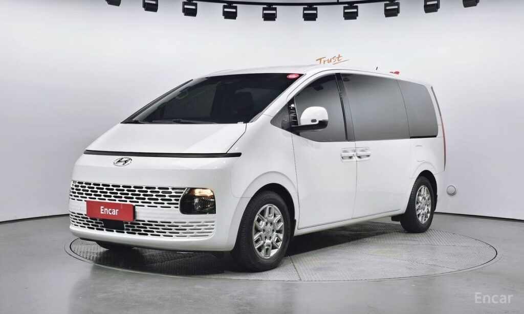 Hyundai Staria 2022