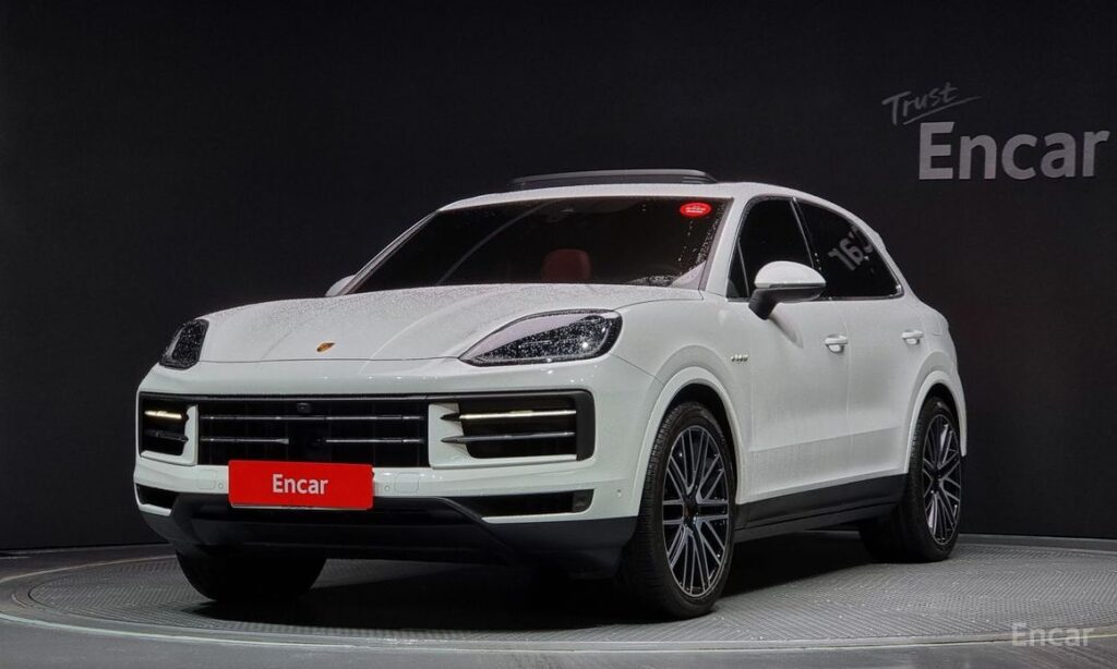 Porsche Cayenne 2025