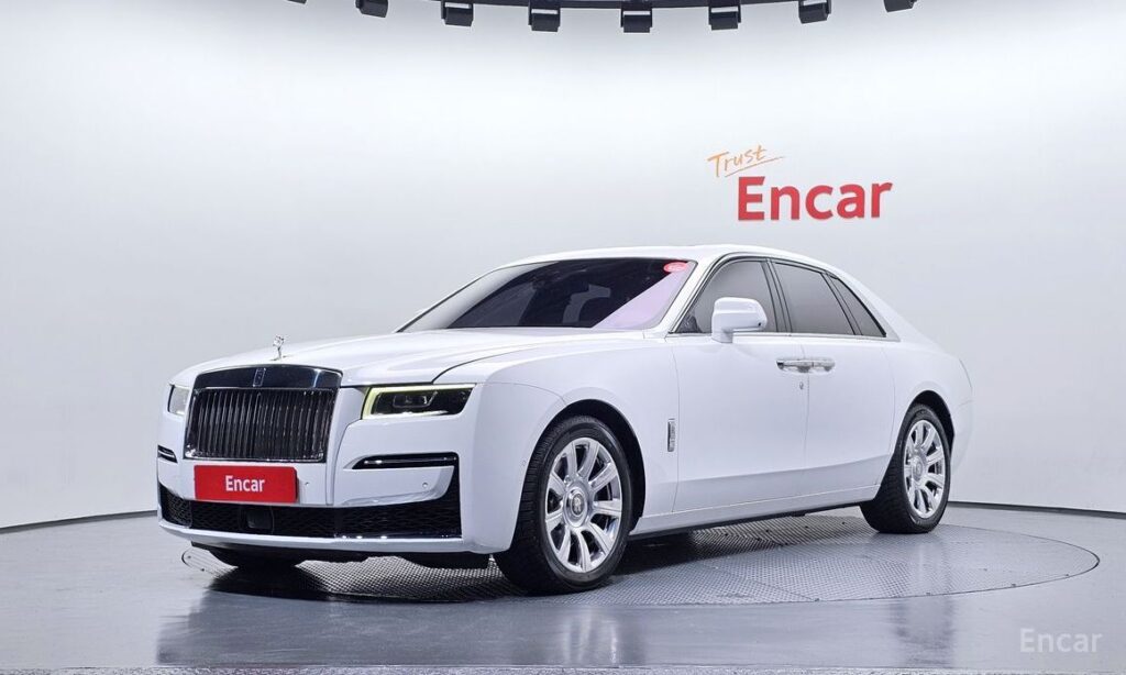 Rolls-Royce Ghost 2023