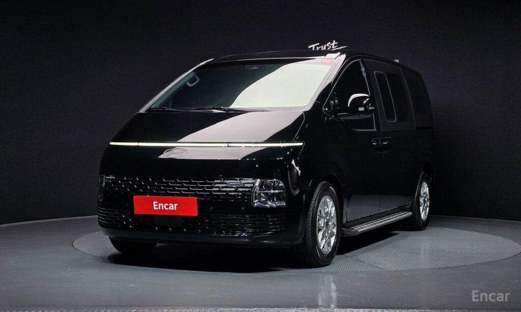 Hyundai Staria 2025