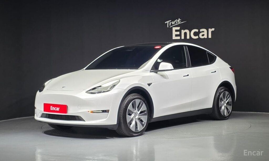Tesla Model Y 2022