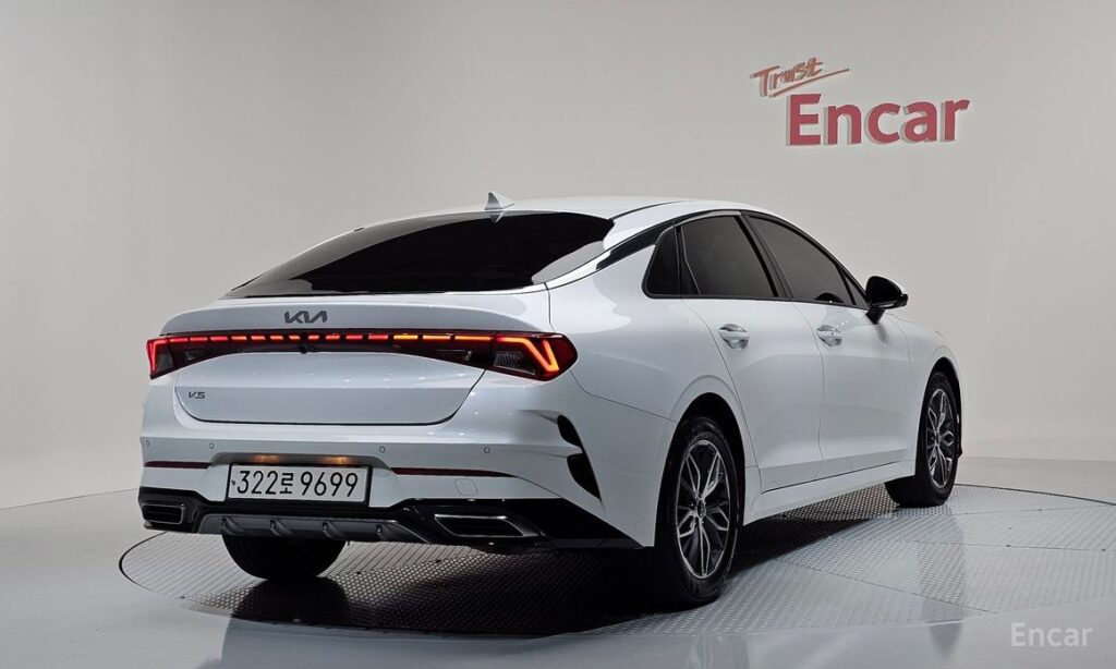 Kia K5 2023