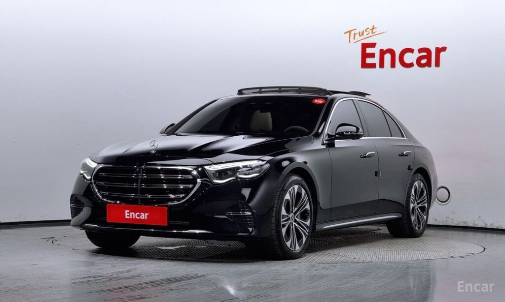 Mercedes-Benz E-Class 2025