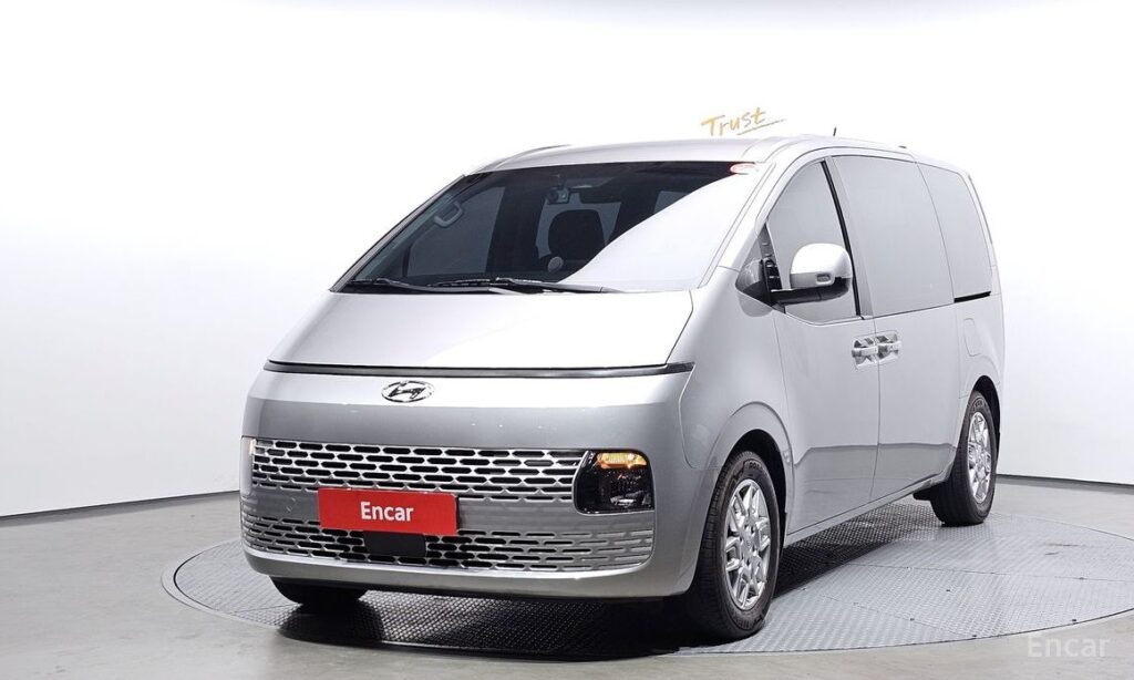 Hyundai Staria 2023