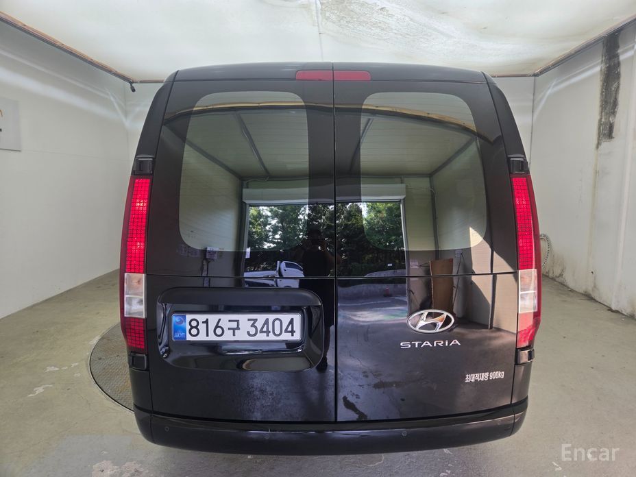 Hyundai Staria 2023