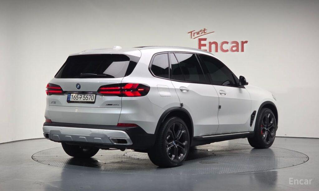 BMW X5 2024