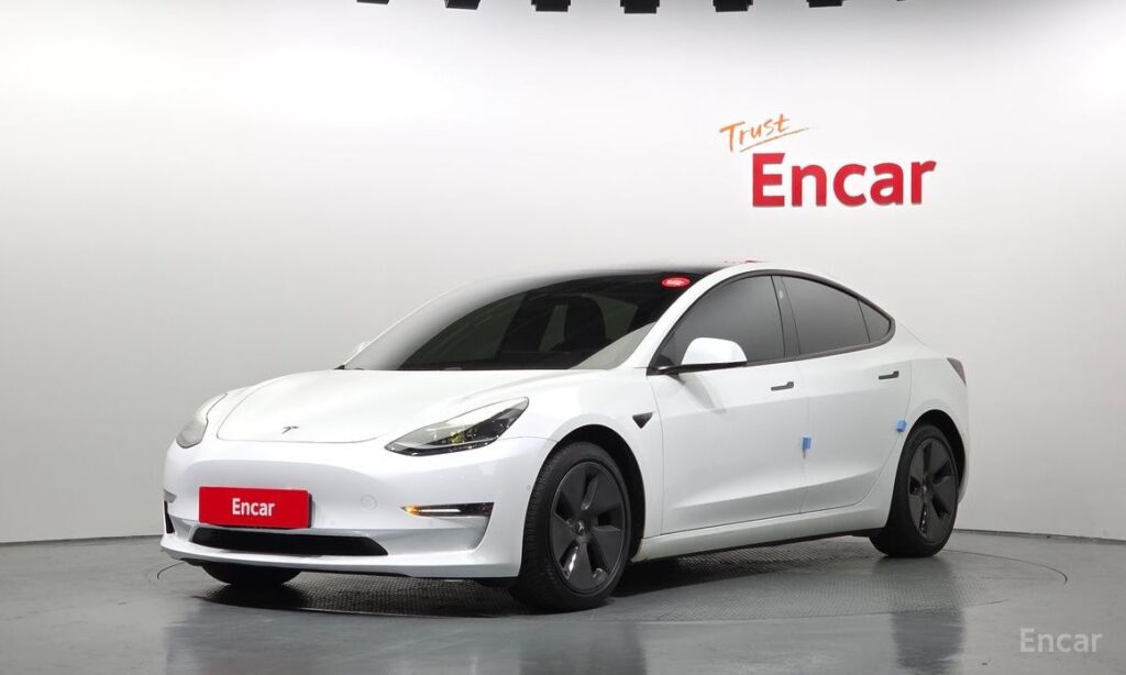 Tesla Model 3 2021