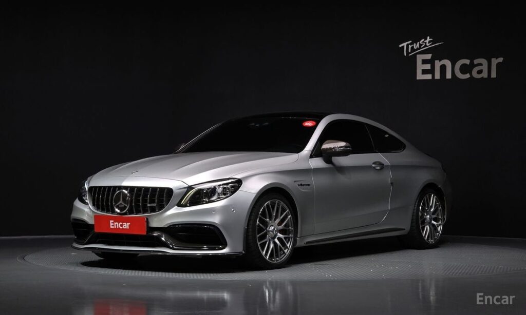 Mercedes-Benz C-Class 2021