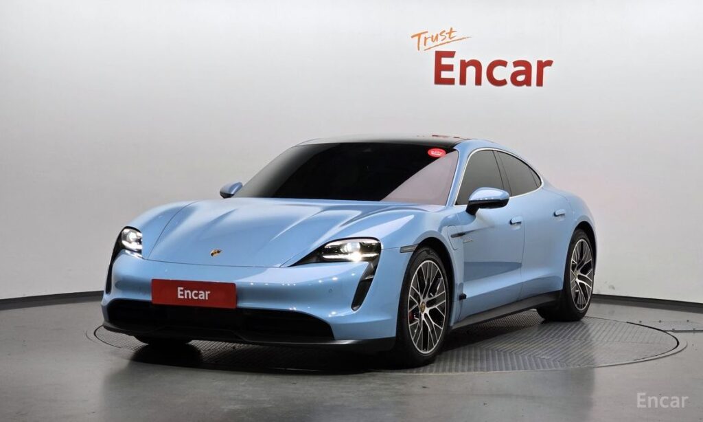Porsche Taycan 2021