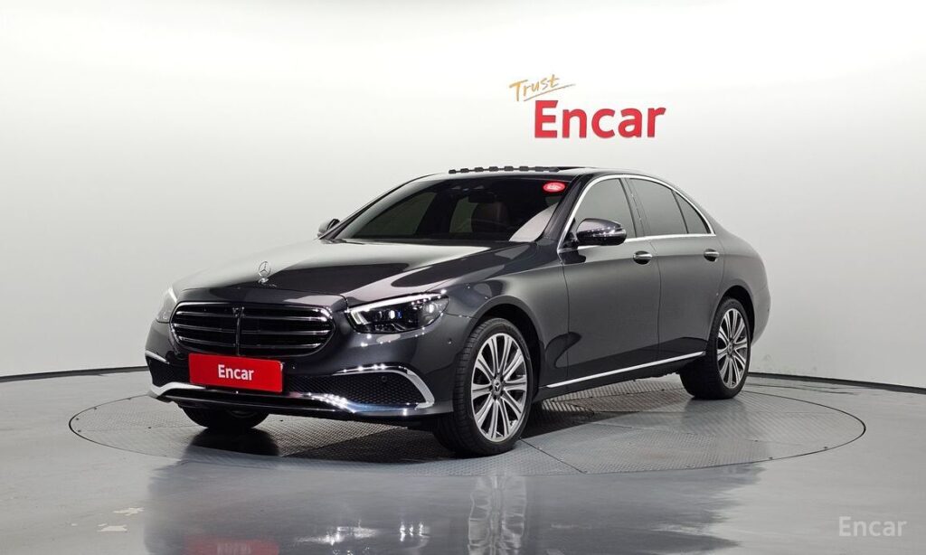 Mercedes-Benz E-Class 2023