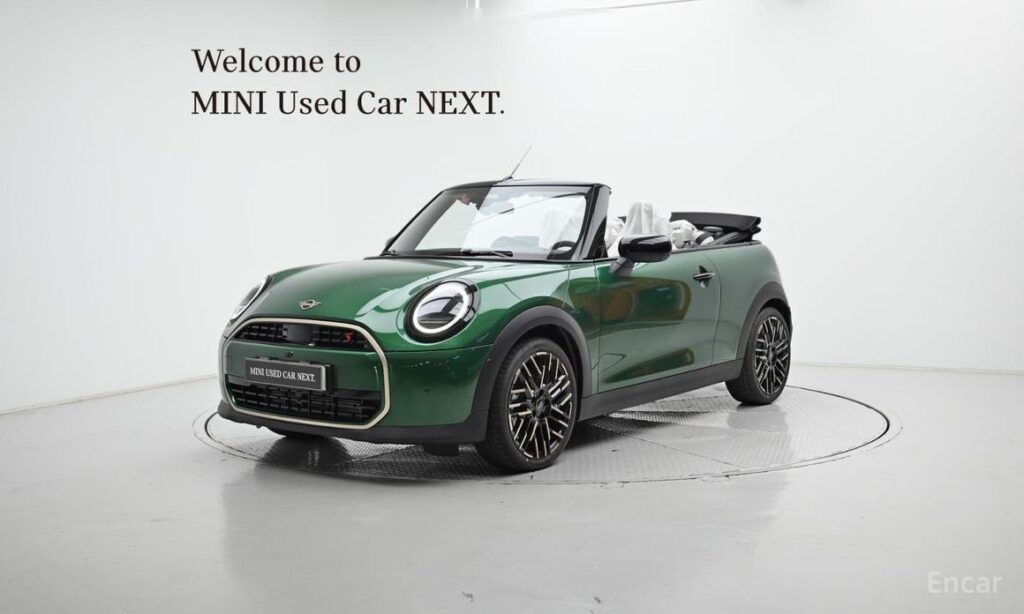 Mini Cooper Convertible 2025