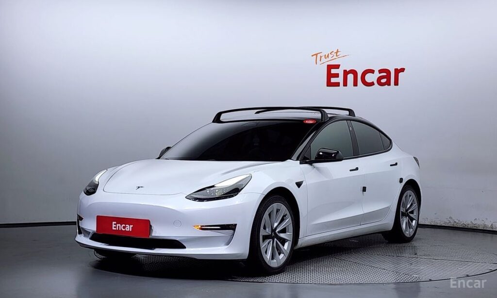 Tesla Model 3 2021