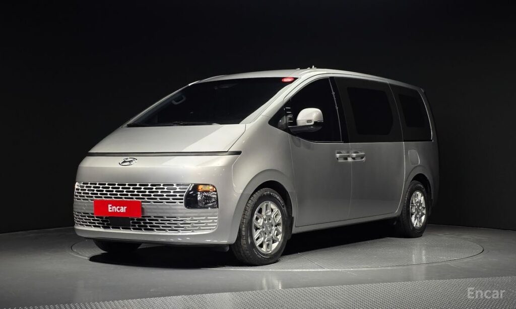 Hyundai Staria 2023