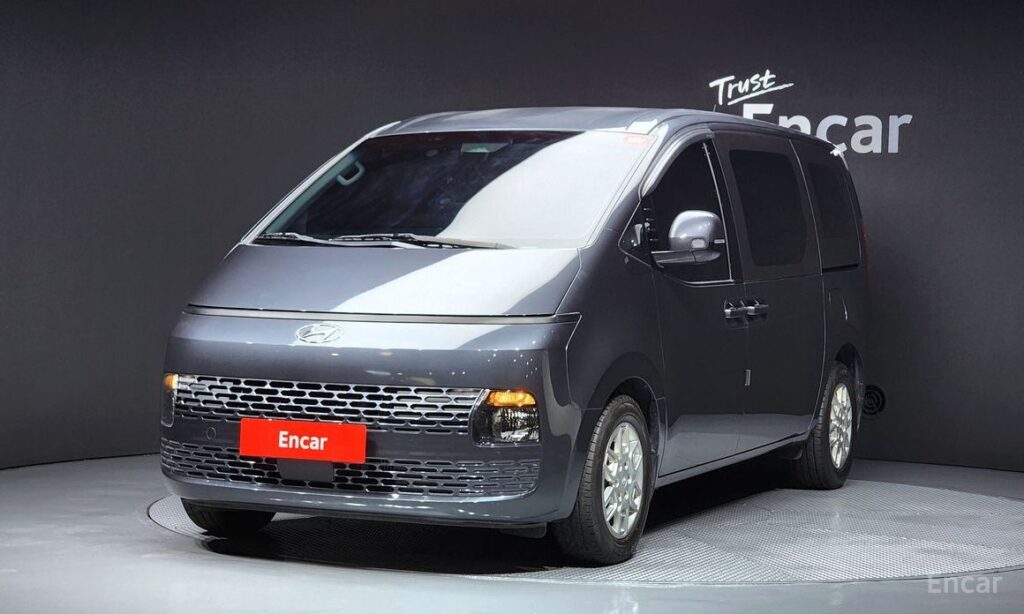 Hyundai Staria 2023