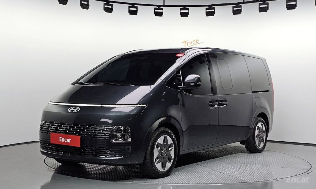 Hyundai Staria 2025