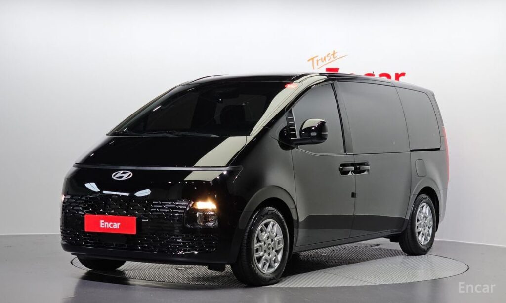 Hyundai Staria 2025
