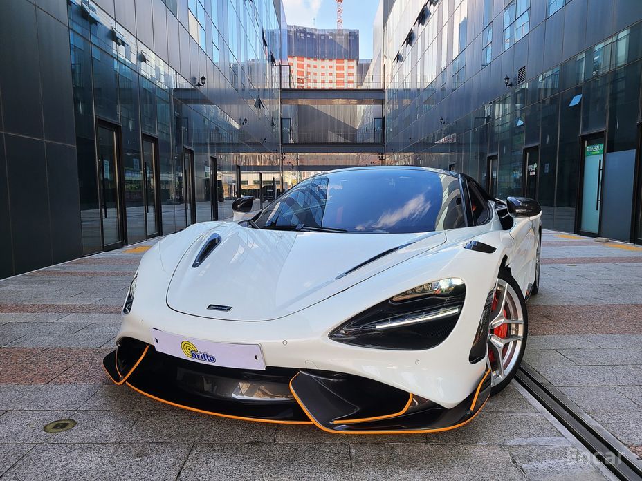 Mclaren 765LT 2022