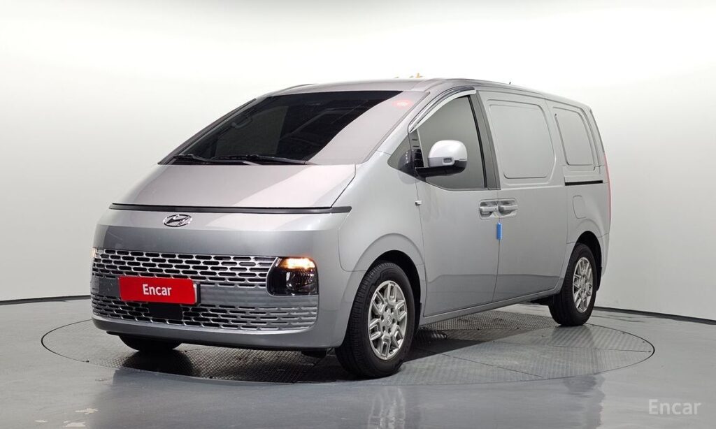 Hyundai Staria 2024