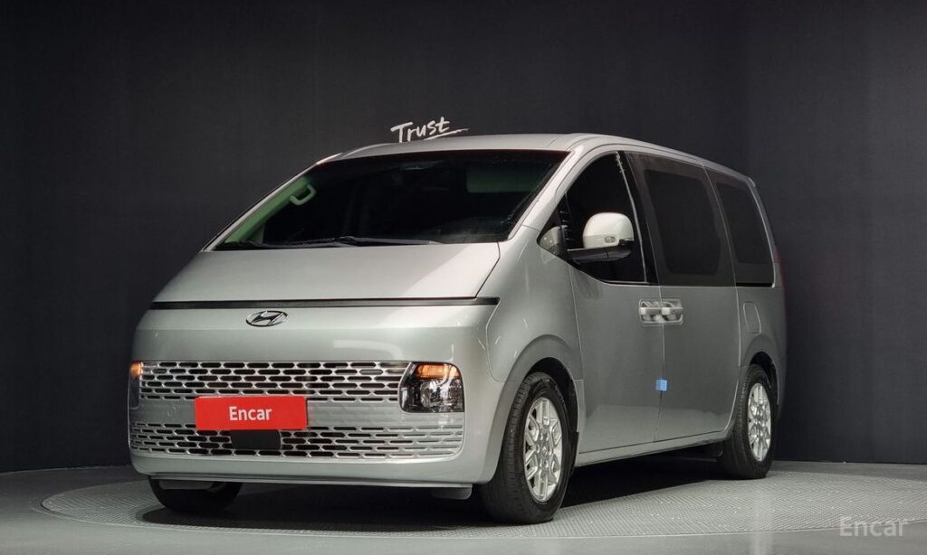 Hyundai Staria 2022