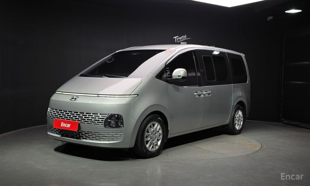 Hyundai Staria 2022