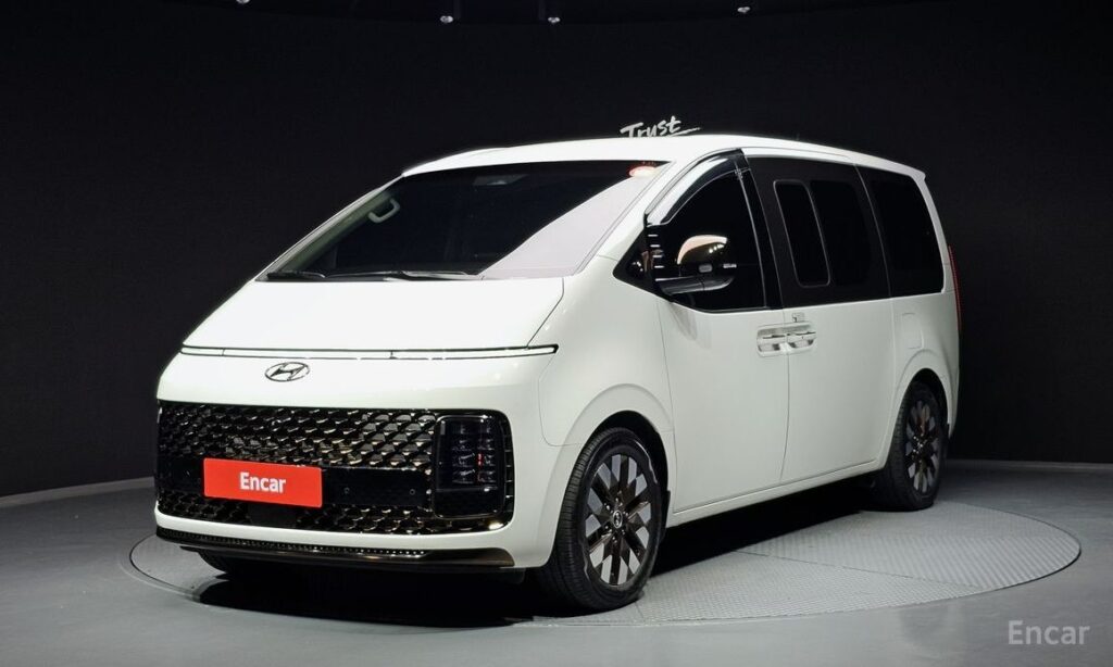 Hyundai Staria 2022