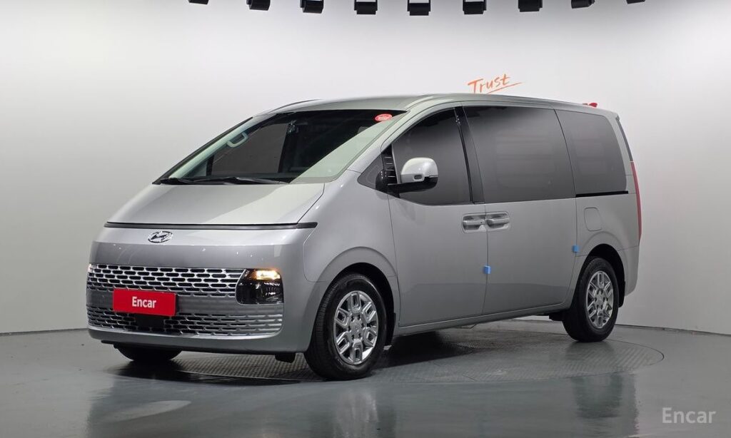 Hyundai Staria 2022