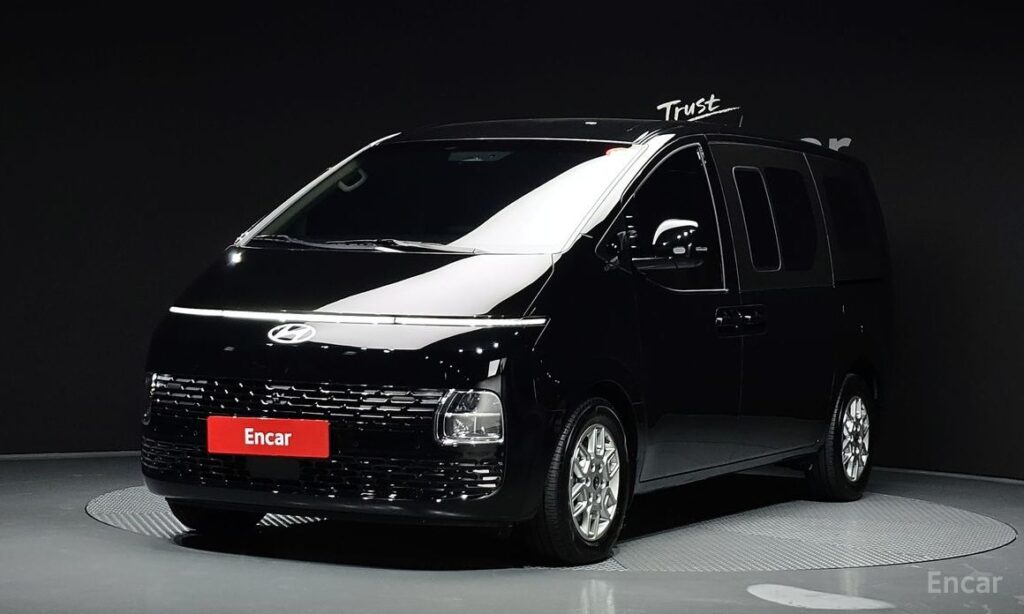 Hyundai Staria 2025