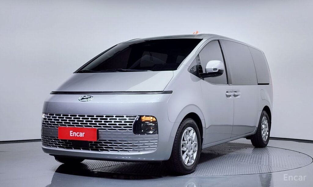Hyundai Staria 2023