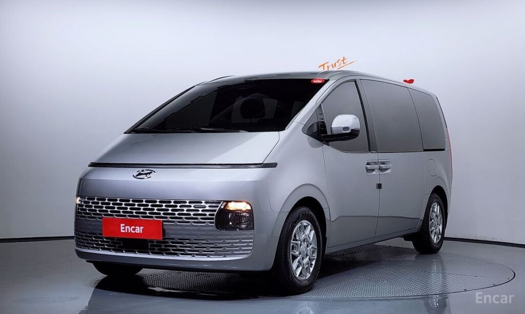 Hyundai Staria 2023