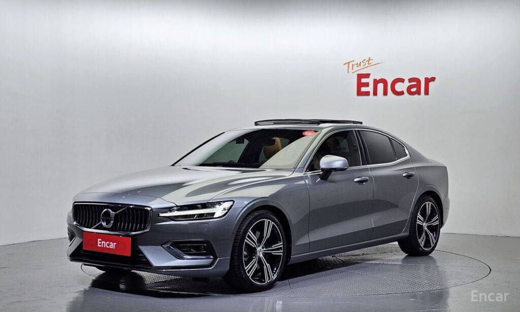 Volvo S60 2021