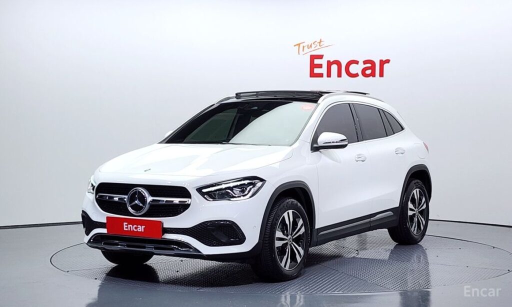 Mercedes-Benz GLA-Class 2021
