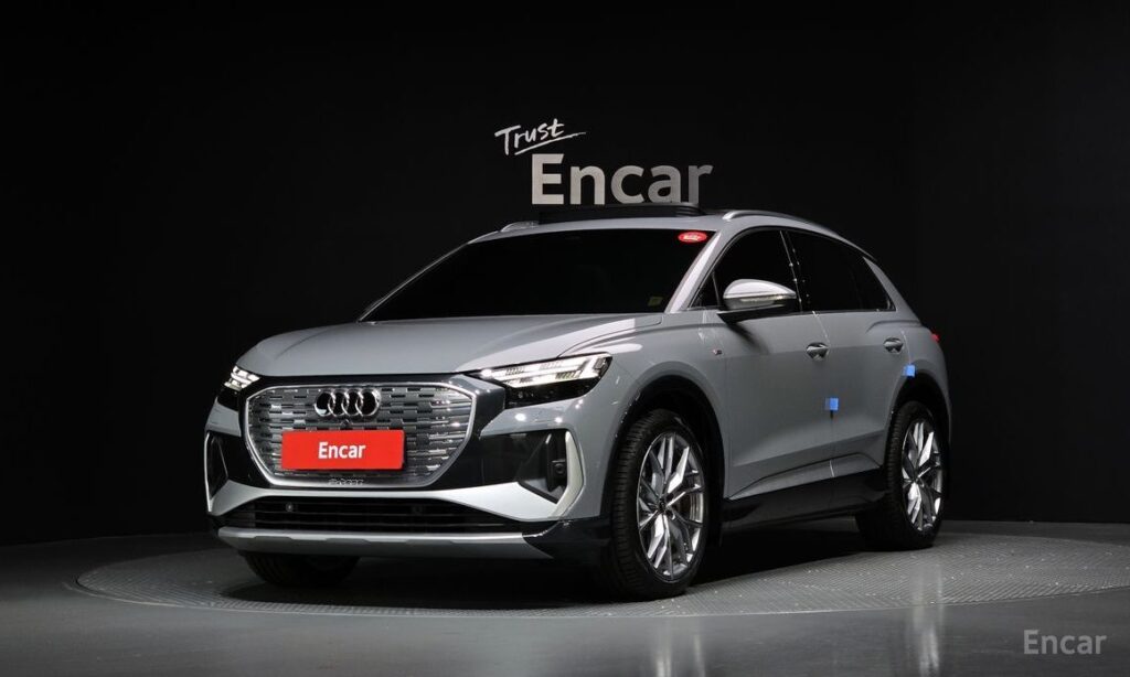 Audi Q4 e-tron 2025