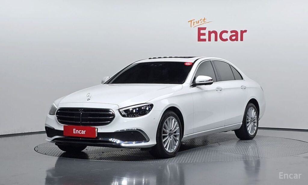 Mercedes-Benz E-Class 2023