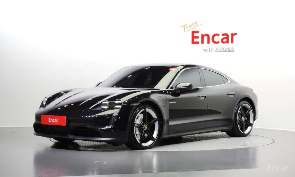 Porsche Taycan 2024