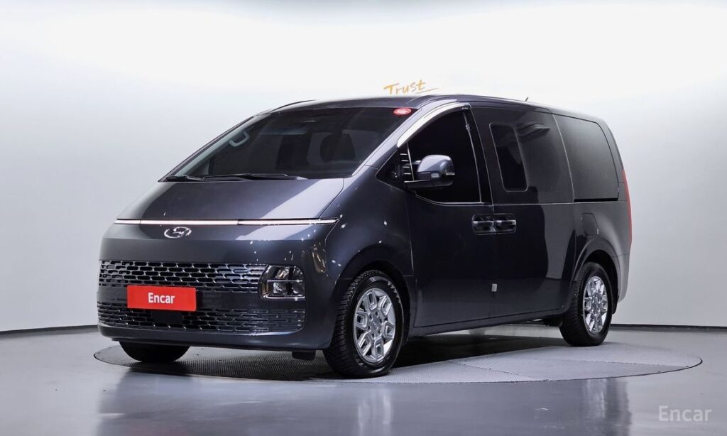 Hyundai Staria 2023