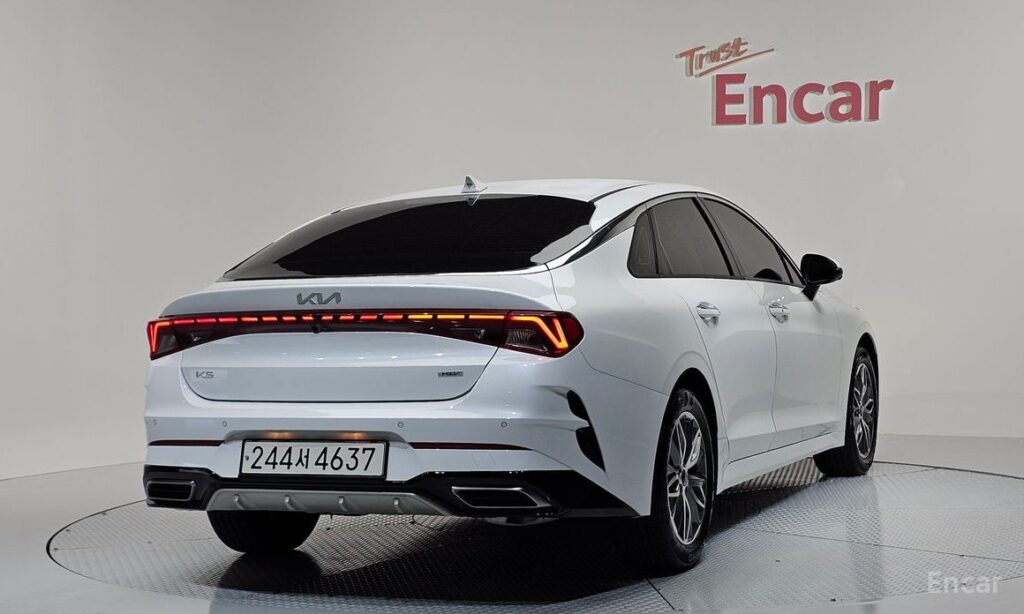 Kia K5 2023
