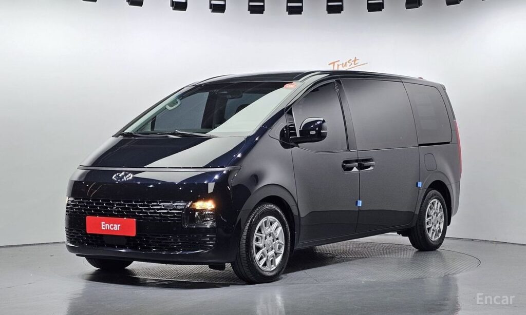 Hyundai Staria 2023