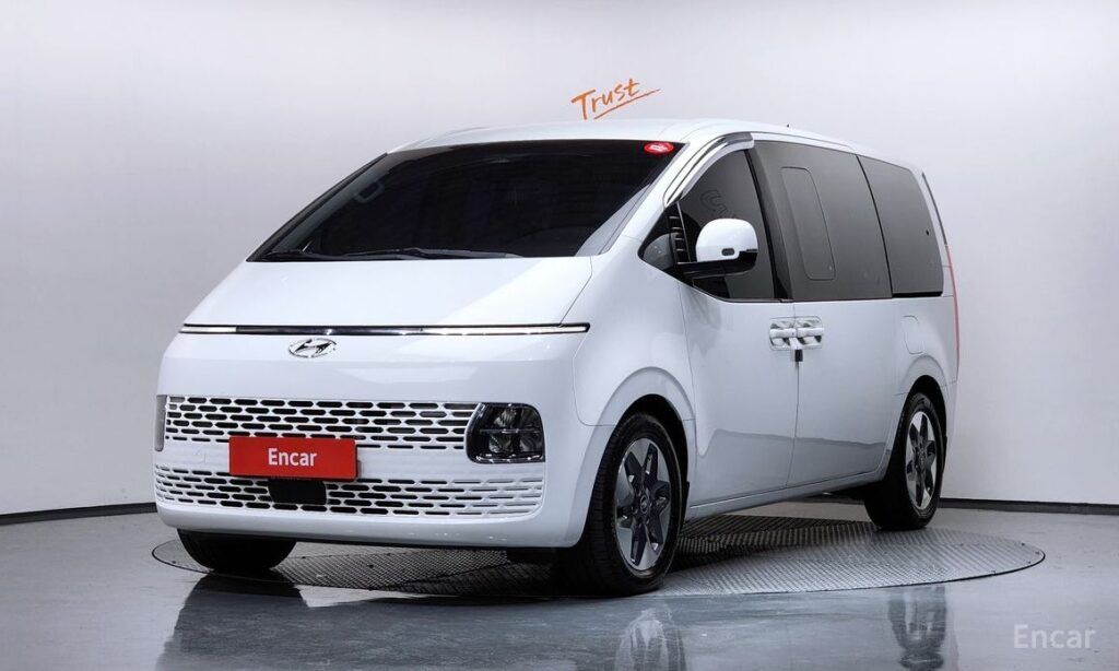 Hyundai Staria 2022