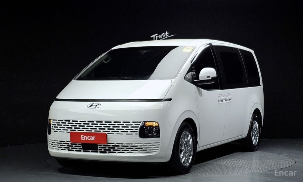 Hyundai Staria 2022