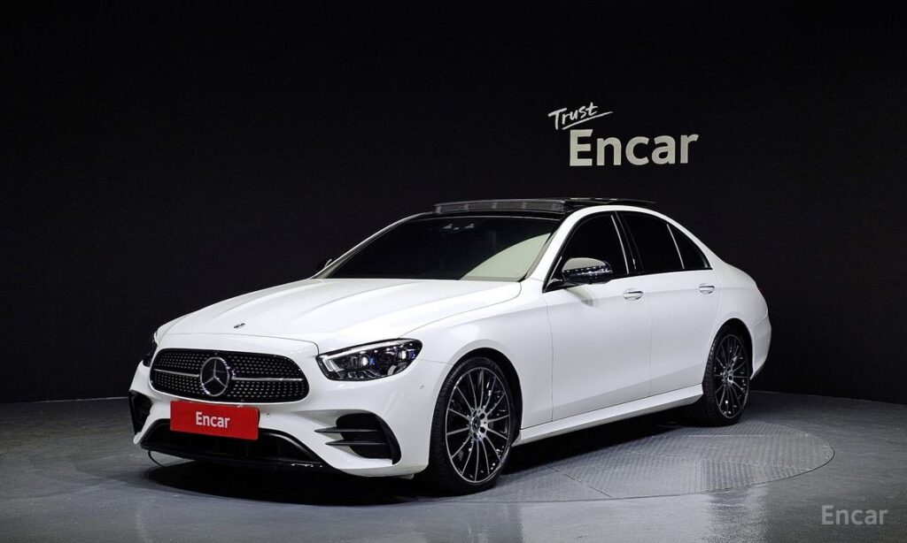 Mercedes-Benz E-Class 2023